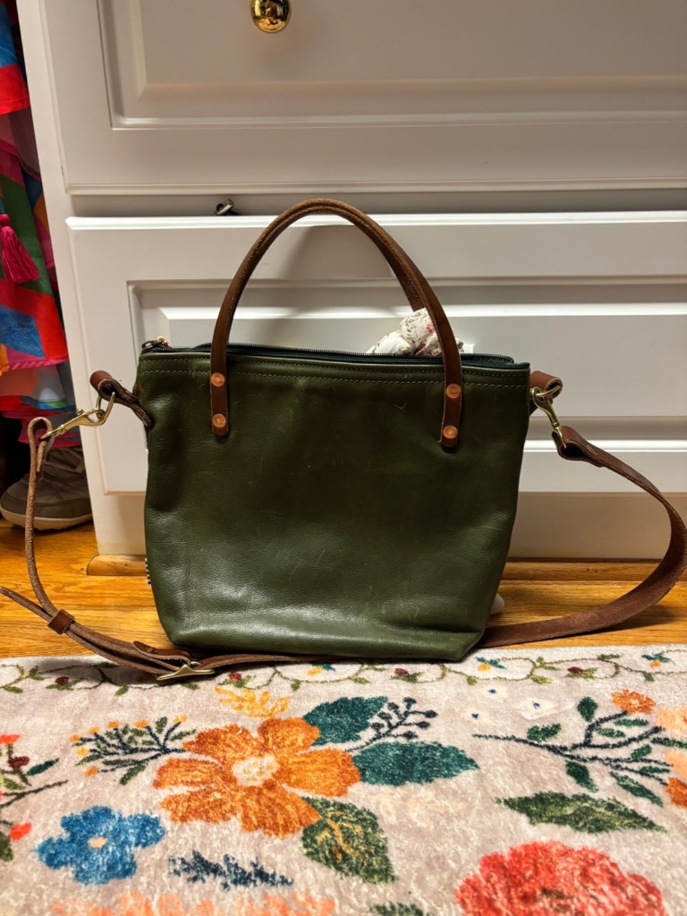 Meanwhile Back on the Farm Hunter Green Leather Small Tote - Picture 4 of 7